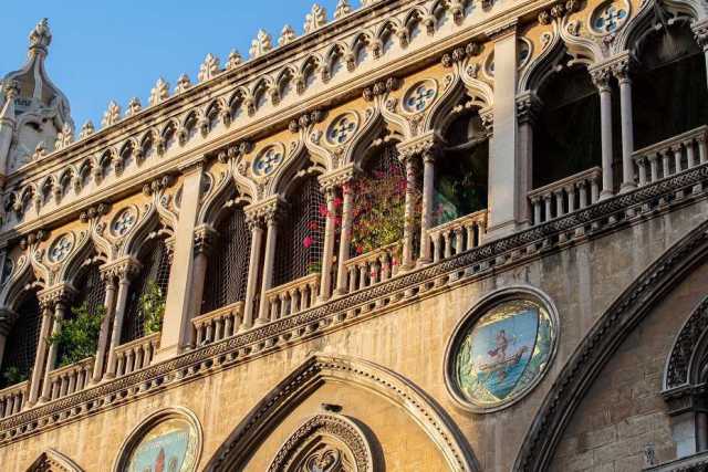 Dalla Fiera a Palazzo Fizzarotti: tutte le opere di Corradini, l'artista dimenticato